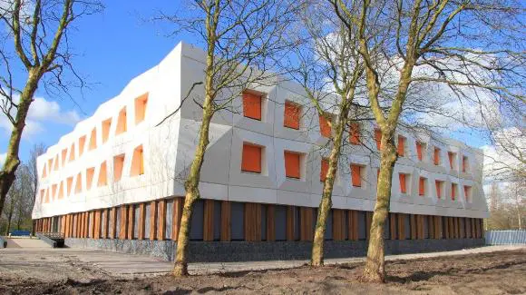 Poltitiebureau wordt passief