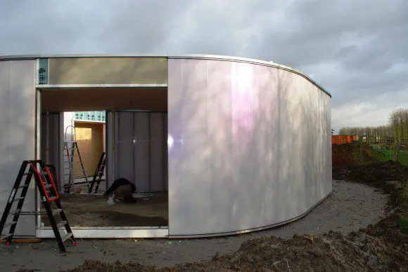 Spouwmuur van polycarbonaat