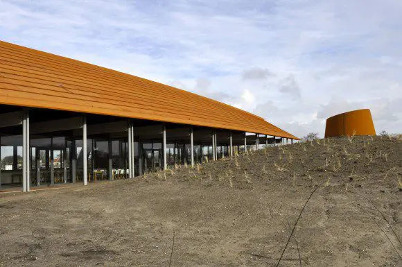 Archeologiecentrum gaat onder de grond