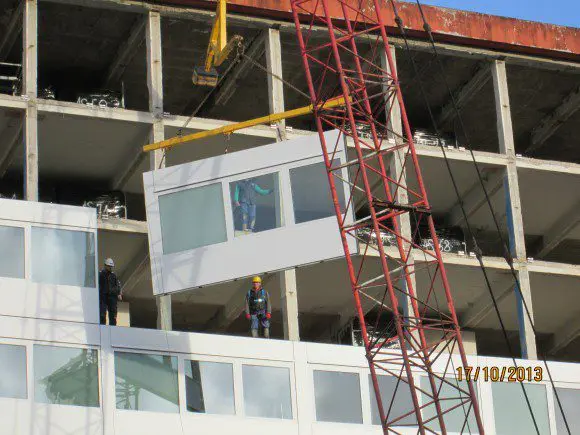 Moderne studentenhuisvesting in hotel