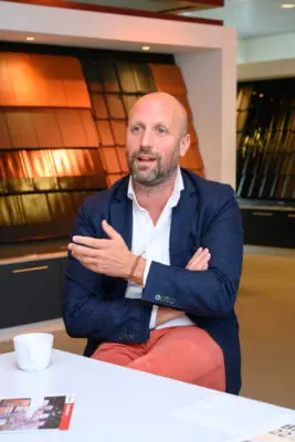 Bob Oostelbos, commercieel directeur bij Leadax: “Door de gedeelde visie ten aanzien van circulariteit sluit het partnership met Wienerberger naadloos aan.”