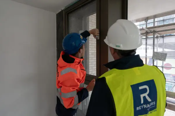 De Harbour Windows zijn opgebouwd met drie draaikiepramen.