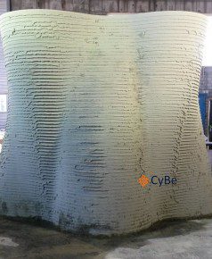 CyBe heeft met de eigen betonprinter inmiddels diverse proefelementen geproduceerd. 