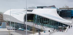 OV terminal Arnhem - het seminar op 27 september is inclusief rondleiding station.