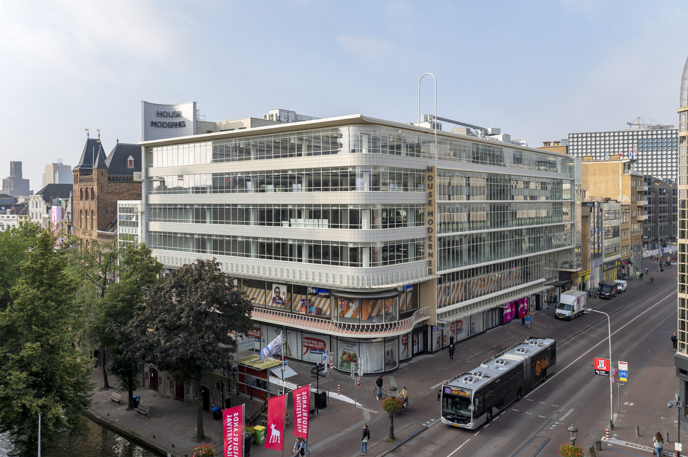 Het oude Galeries Modernes is als House Modernes weer een parel in de Utrechtse binnenstad, waarbij met name het historische gevelbeeld in ere is hersteld. (Foto: Maartje Brand / Brandbeeld)