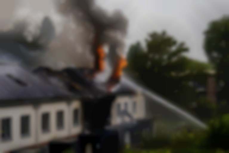 Brand in woningen in de Arnhemse wijk Presikhaaf (foto: Persbureau Heitink).